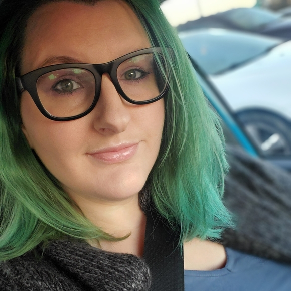 Meet your Posher, Rebecca - Picture 5 of 10